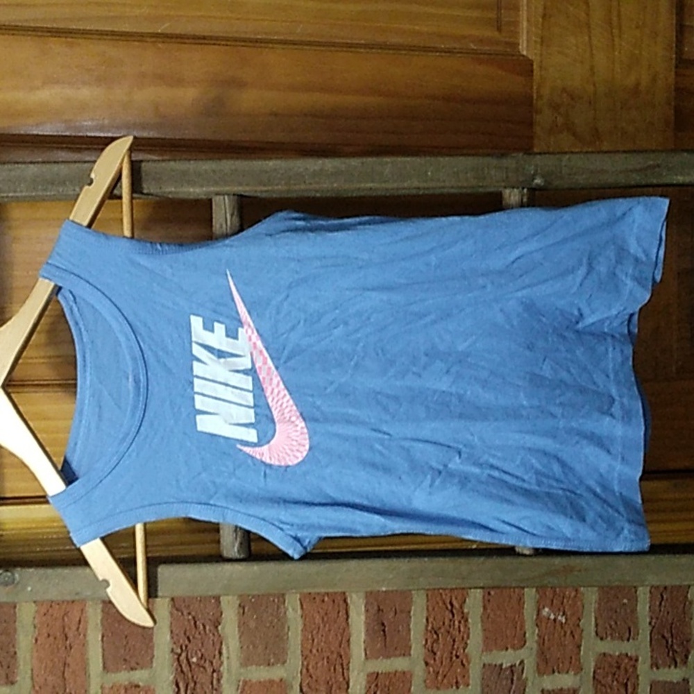 Youth Unisex Nike Tank Top NWOT *Tiny Flaw
